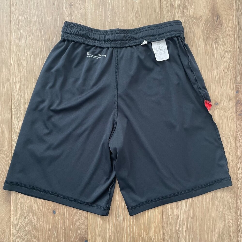 Under Armour Shorts Boys Youth Large Black UA Stunt 3.0 Performance Athletic Gym - Picture 7 of 16
